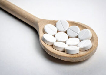 Ученые нашли способ изготовления парацетамола из древесины вместо сырой нефти