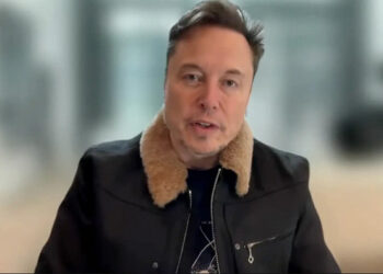 «Это не вопрос денег». Илон Маск заявил, что будет руководить Tesla ещё как минимум 5 лет… если не умрет