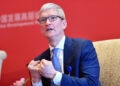 Почём iPhone? Трамп угрожает Apple 25% пошлиной, если компания не перенесет производство в США