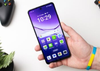 Обзор смартфона OPPO A5 Pro: бюджетная новинка с неожиданными фишками