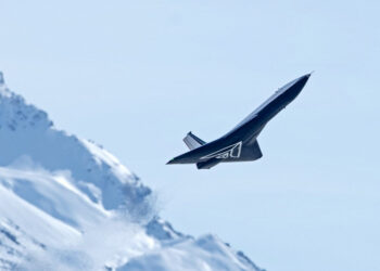 Dawn Aerospace начала продажи суборбитального самолёта Aurora
