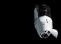 Этот корабль не повторил участь «Прогрессов», который сгорают при возвращении на Землю: Dragon успешно раскрыл парашюты и приводнился