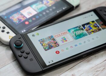 Ради просмотров блоггер разбил Switch 2 сразу после покупки и получил бан от магазина Nintendo
