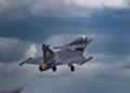 Впервые в мире: истребитель Gripen E под управлением ИИ испытали в бою против живого пилота
