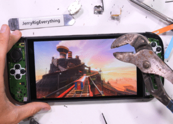 «Неуязвимый»: экран Nintendo Switch 2 испытали 50 ударами разводного ключа