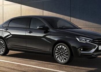 Lada Aura пошла на взлёт и наконец установила рекорд, скидки на модель превышают полмиллиона рублей