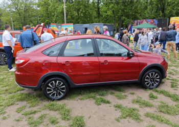 Lada Granta за 1,4 млн рублей. Раскрыта стоимость Lada Granta Active Cross