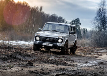 Миллионы километров и сотни прототипов: АвтоВАЗ раскрыл секреты экстремальных испытаний прототипов Lada