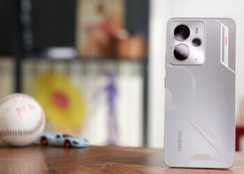 ВИДЕО: обзор Realme 14 – базис "народной" линейки