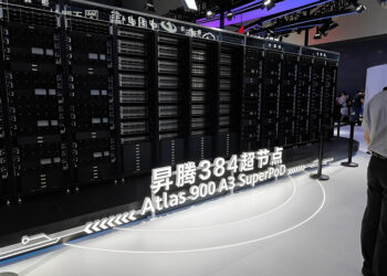 Вдвое мощнее, чем у Nvidia, но втрое дороже и ценой вчетверо большего энергопотребления. Huawei показала свой ИИ-кластер Atlas 900 A3 Superpod