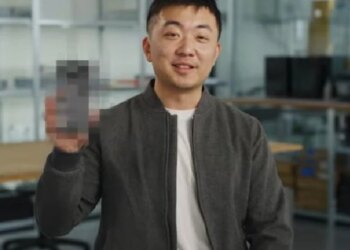 Nothing оправдывается за фото, снятые на фотоаппарат вместо Phone (3)