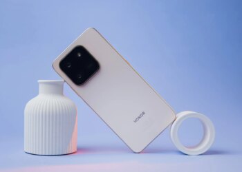 Усиленный корпус, батарея на двое суток и Google-сервисы: обзор недорогого HONOR X7d