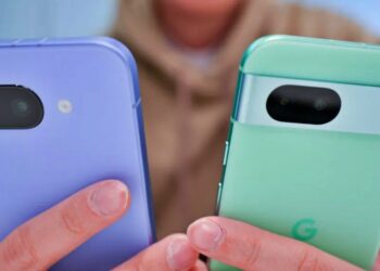 В Google Play будут помечать приложения, сильно расходующие батарею смартфона