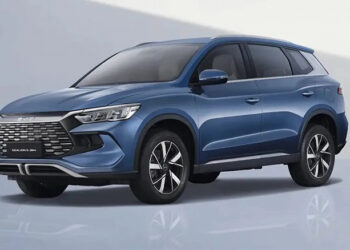 Одноклассник Kia Sportage и Hyundai Tucson с запасом хода 1000 км. На европейский рынок выходит кроссовер BYD Sealion 5 DM-i