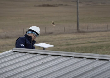 Starlink приготовиться: Amazon запустила “самую быструю в мире” антенну для спутникового интернета на 1 Гбит/с