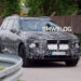 Прототип нового BMW X7 2027 замечен по дорогам Европы: кроссовер получит автоматические двери, а также вентиляцию и массаж задних кресел