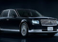 Японский ответ Rolls-Royce: представлен обновленный Toyota Century — флагманский седан стал безопаснее и дороже на 20 тыс. долларов
