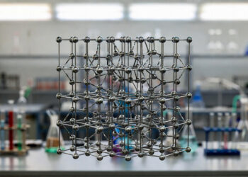 Искусственный интеллект помог раскрыть механизм сверхпроводимости в новом материале