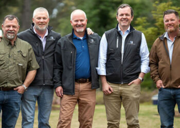 Генеральный директор Fibrebond выплатил 540 сотрудникам $240 млн после продажи компании