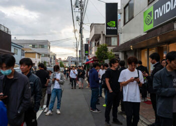 «Трудно сказать, когда поступит следующая партия, или поступит ли она вообще». В Японии начали ограничивать продажу видеокарт с 16 ГБ памяти из-за роста цен