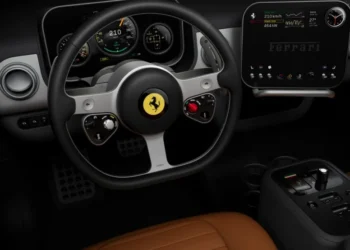 Так мог выглядеть Apple Car: Ferrari показала свой первый электрокар с дизайном Джони Айва