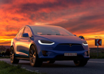 Парадокс: в США дорожают подержанные Tesla, тогда как все остальные электромобили падают в цене