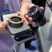 Новый модульный концепт Tecno: телефон, который “примагничивает” все, даже оптический объектив