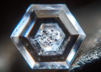 Учёные утверждают, что впервые синтезировали неуловимый гексагональный алмаз