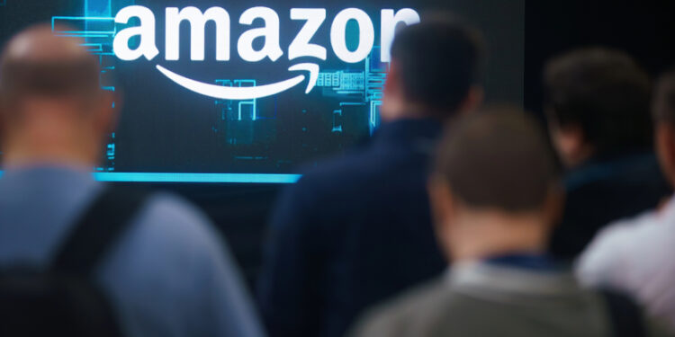 ИИ натворил: Amazon срочно созвала ведущих инженеров из-за многочисленных сбоев на сайтах