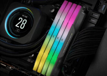 В США комплект памяти Corsair DDR5 объемом 32 ГБ за день подорожал в 10 раз — до 3980 долларов. Это объясняют техническим сбоем