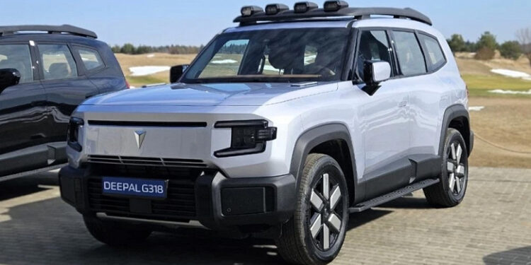 Полноприводный 439-сильный гибридный внедорожник — почти в два раза дешевле Li Auto L7: большой Deepal G318 официально оценили в России в 5,65 млн рублей