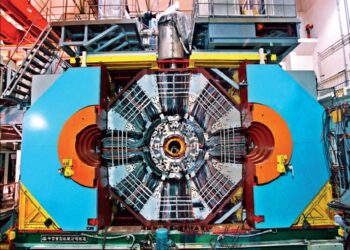 BESIII: эксперимент на электрон-позитронном коллайдере в Китае совершил прорыв в исследовании структуры барионов, обнаружив десятки новых возбуждённых состояний