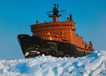 Принцип работы ледокола: как корабли ломают лед
