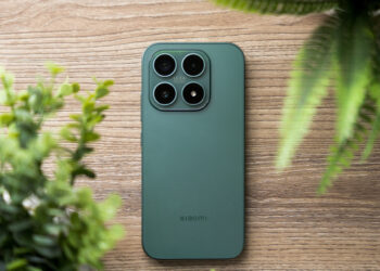 Вымирающий вид. Обзор Xiaomi 17 — компактного смартфона с флагманской начинкой