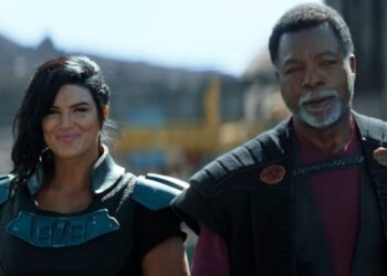 Джина Карано намекнула на возможное возвращение в “Звёздные войны” после разговора с Дейвом Филони и Джоном Фавро