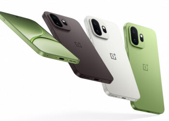 Компактный OnePlus 15T стал одним из самых мощных смартфонов в мире: он сходу вошел в топ-3 самых производительных Android-флагманов по версии AnTuTu