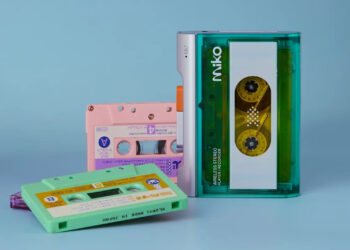 Gadhouse выпустила продвинутый кассетный плейер Miko в стиле 80-х