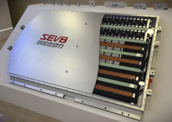 Зарядка за считанные минуты, ток до 1800 А, ресурс более 20 000 циклов. Представлено семейство новейших аккумуляторов от Sunwoda Power