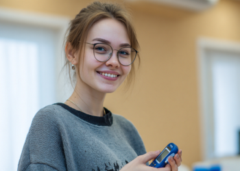 Отключения интернета не беда: сервисы контроля уровня сахара в крови включены в «белый список»