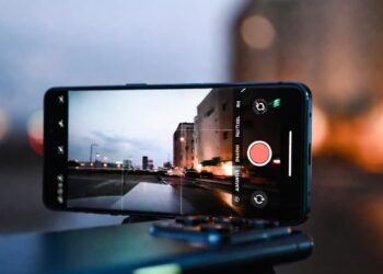 Android догнал и перегнал iPhone по возможностям фото в рейтинге DxOMark, а теперь Huawei, Honor и Xiaomi делают ставку на улучшение видеовозможностей