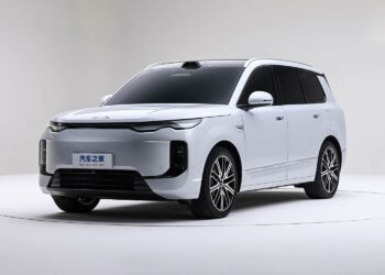 Toyota Highlander, подвинься. BYD сертифицировала флагманский кроссовер Hiace 08: 5,1 метра длины, полный привод и 544 л.с.
