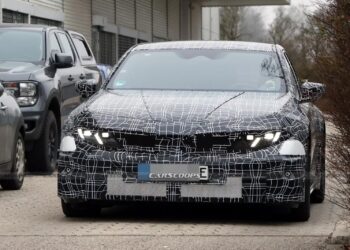 Электрические 800 л.с. или бензиновые 552 л.с. — цена одинакова. BMW планирует продавать разные версии будущей BMW M3 по одной цене