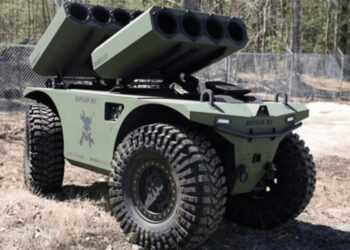 Боевой робот RIPSAW M1 будет вести разведку и поддерживать огнем американских морских пехотинцев