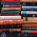 ИИ-компании скупают миллионы книг и уничтожают их ради обучения нейросетей