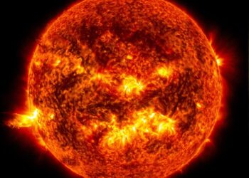 На Земле началась магнитная буря