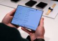 Samsung представила свои первые смартфоны с кремний-углеродными аккумуляторами, но ни о каких 10 000 мАч речи не идет