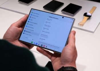Samsung представила свои первые смартфоны с кремний-углеродными аккумуляторами, но ни о каких 10 000 мАч речи не идет