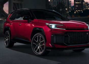 Toyota удвоила продажи в России, самые популярные модели — RAV4 и Highlander