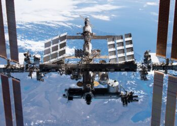 Как будет затоплена МКС? Роскосмос и NASA обсуждают разделение обязанностей