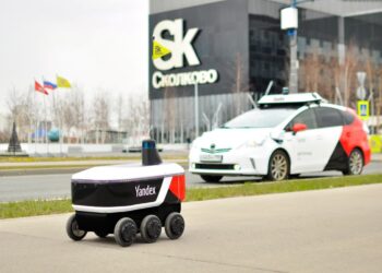 Яндекс планирует выпускать 1,5 тыс. роботов-доставщиков в месяц